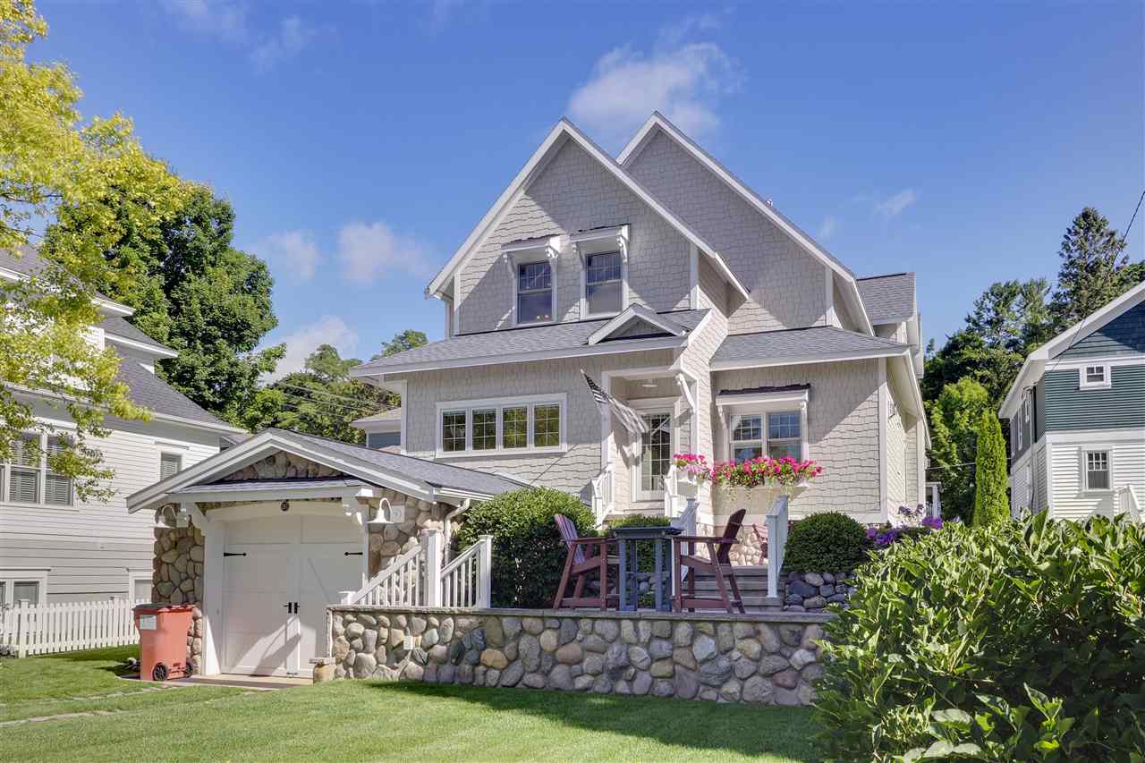 287 Fourth Street