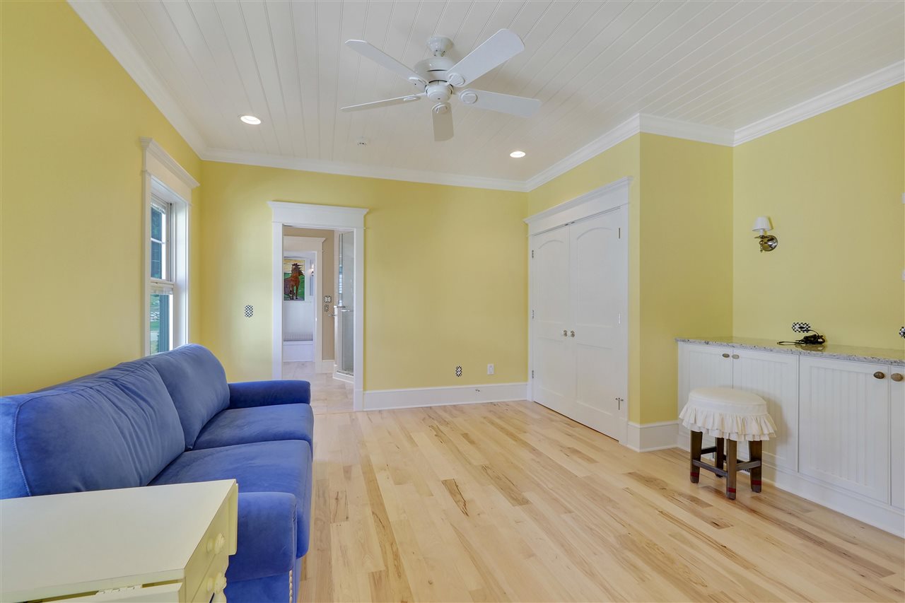 287 Fourth Street