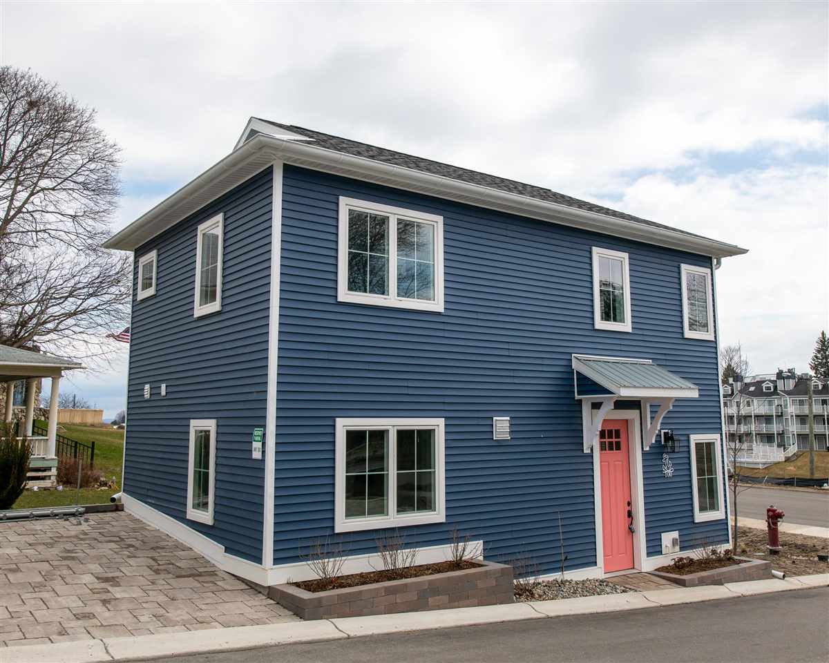 100 Riverwalk Lane