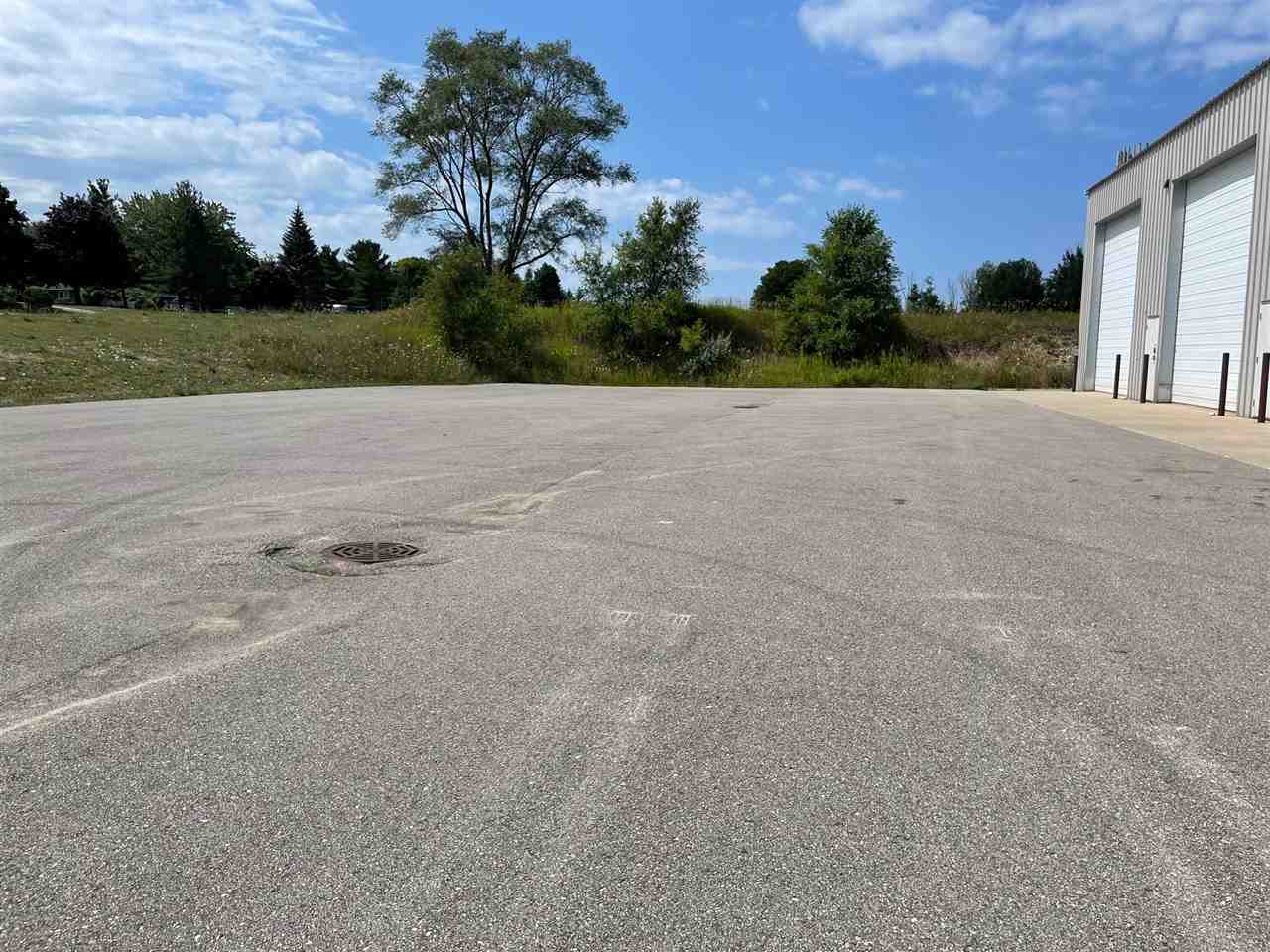 6679 US 31 Highway Unit: 4