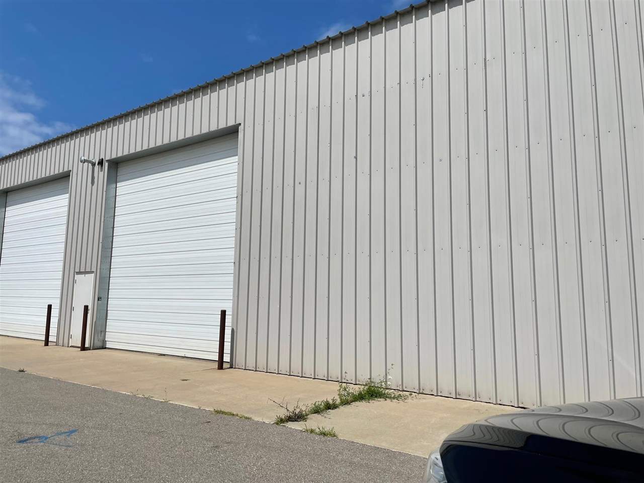 6679 US 31 Highway Unit: 4