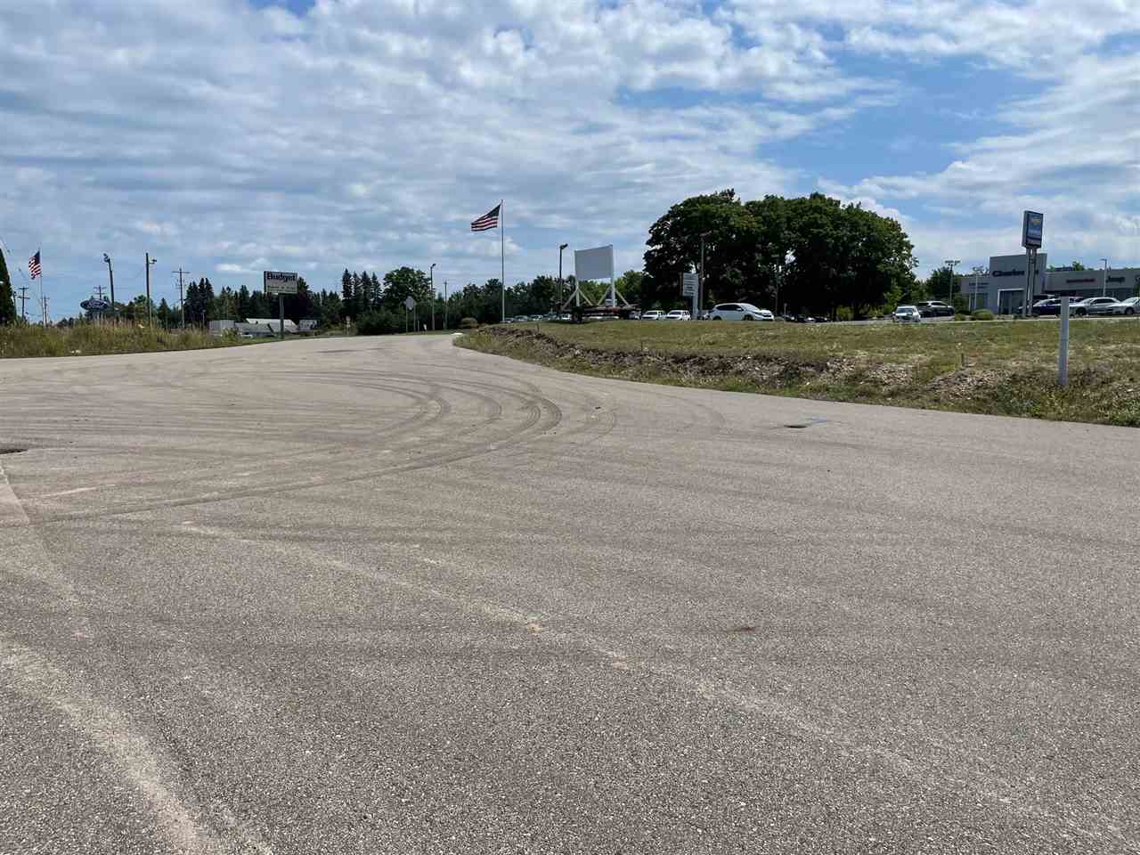 6679 US 31 Highway Unit: 4
