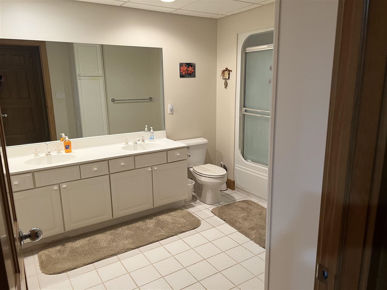 02538 Village Drive Unit: Door 388/389