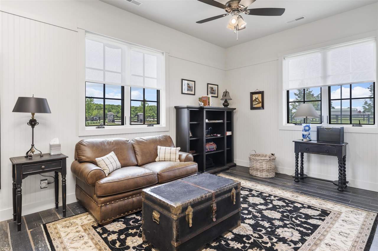 08843 Burgess Road