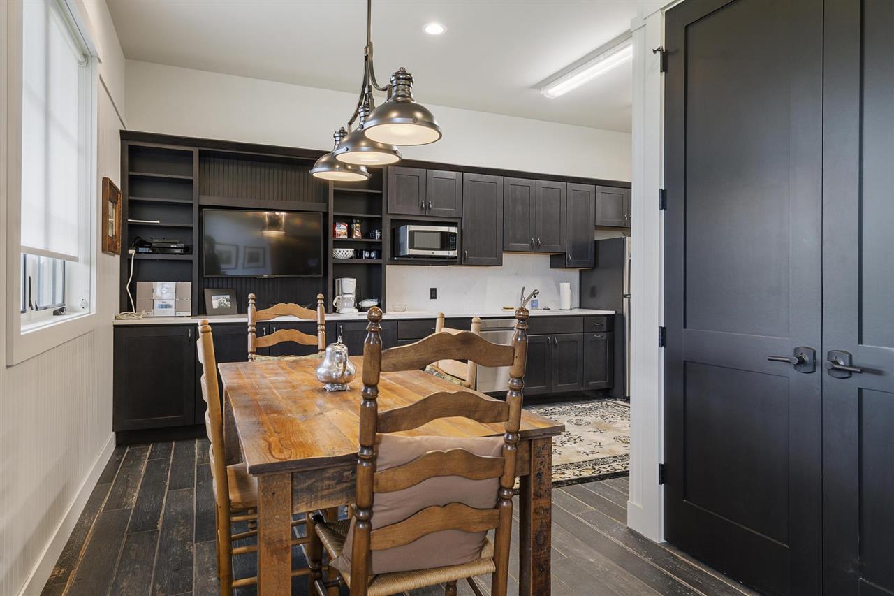 08843 Burgess Road