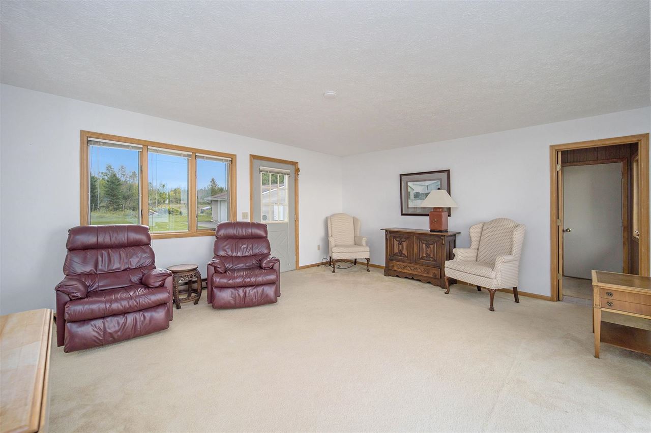 3835 Greenmans Point Road
