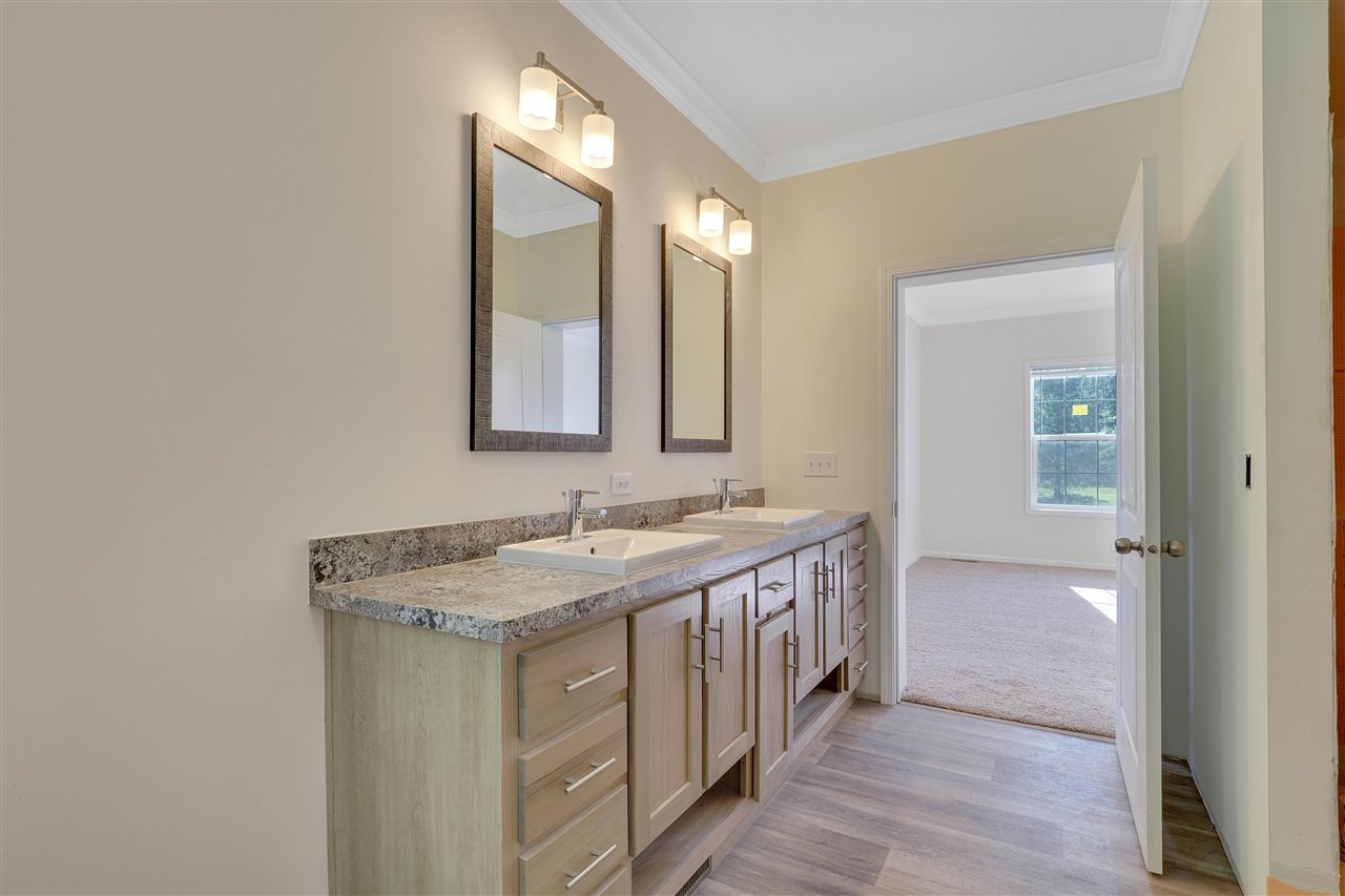1624 Penny Lane