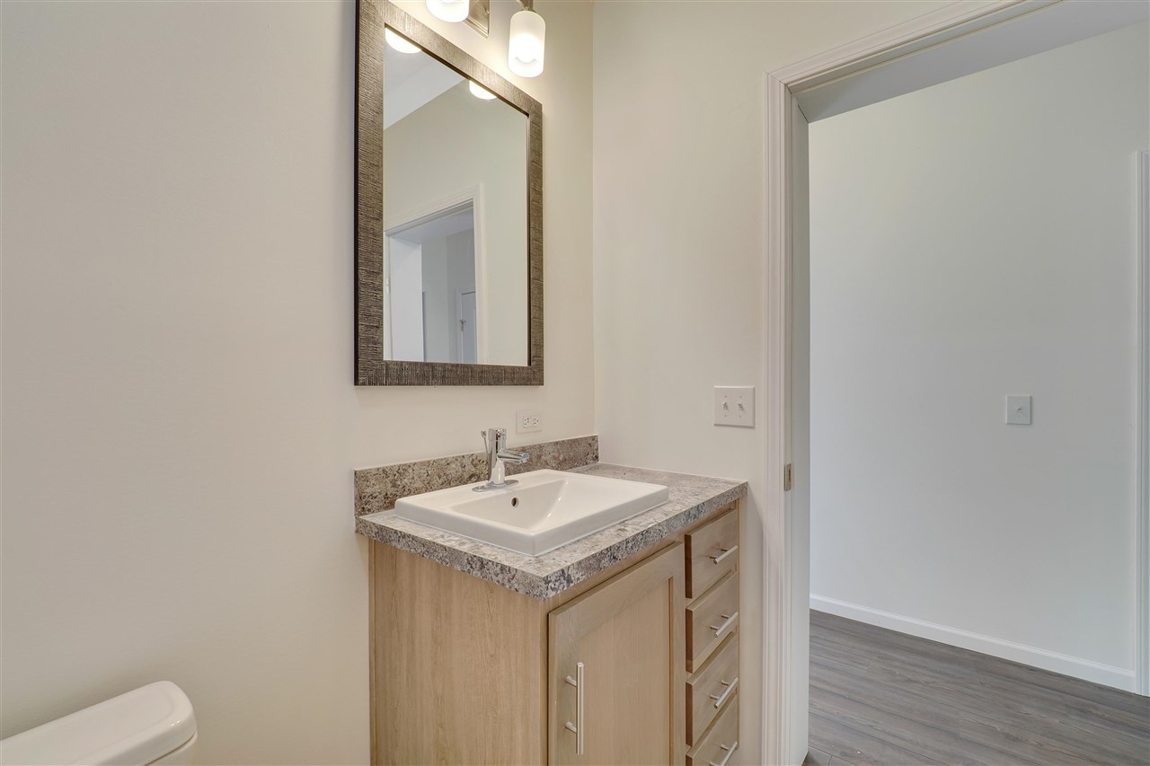 1624 Penny Lane