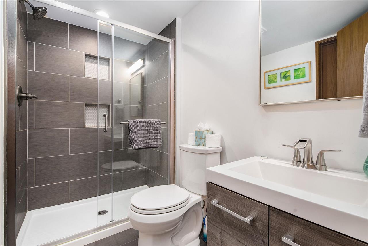 3440 N Lakeside Drive Unit: 61
