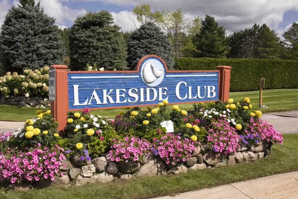3440 N Lakeside Drive Unit: 61