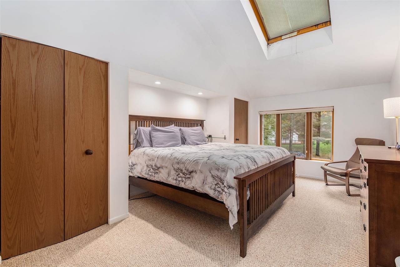3440 N Lakeside Drive Unit: 61