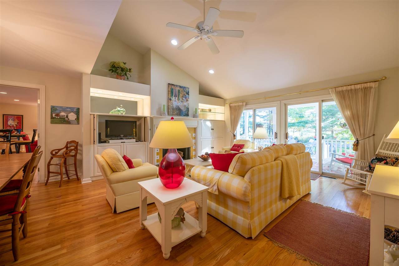 09534 Cottage Pointe Drive