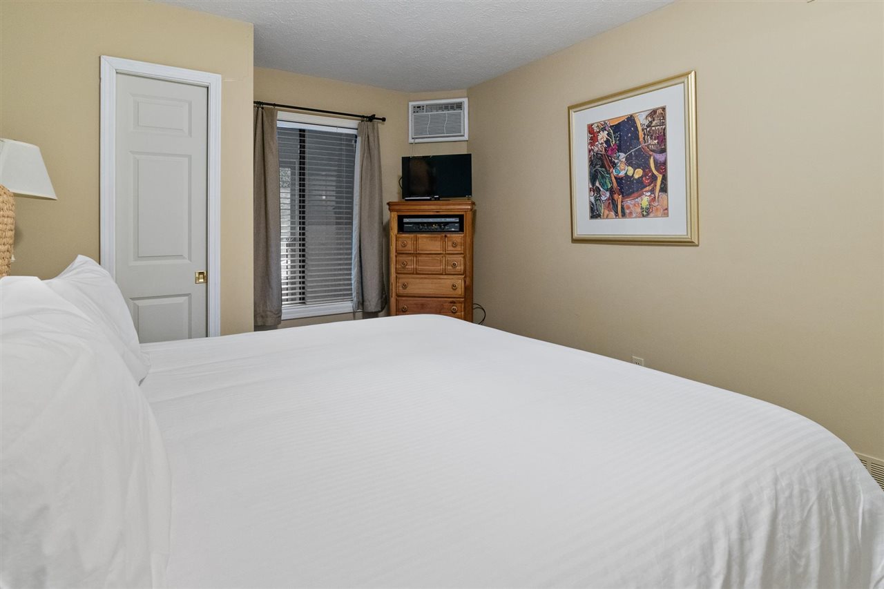 101 Michigan Avenue Unit: 104