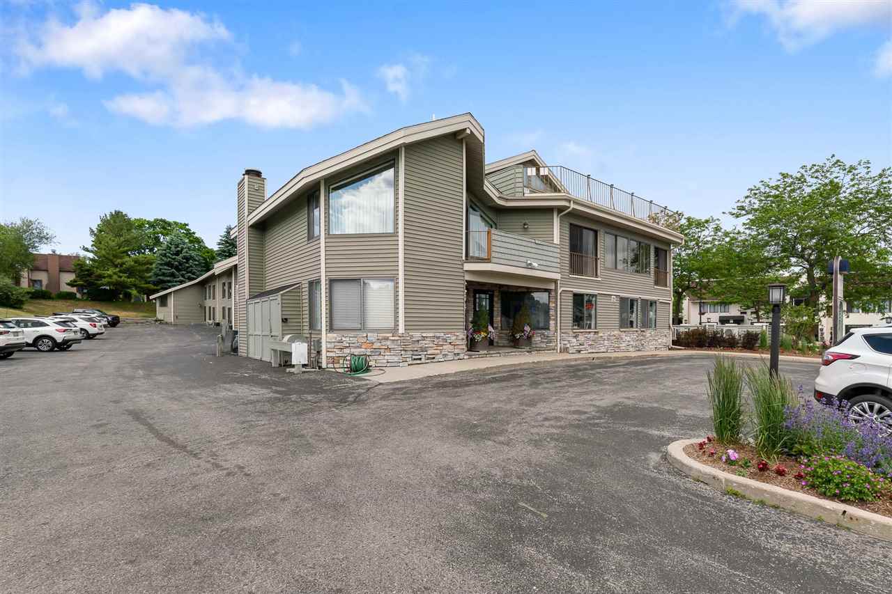 101 Michigan Avenue Unit: 104