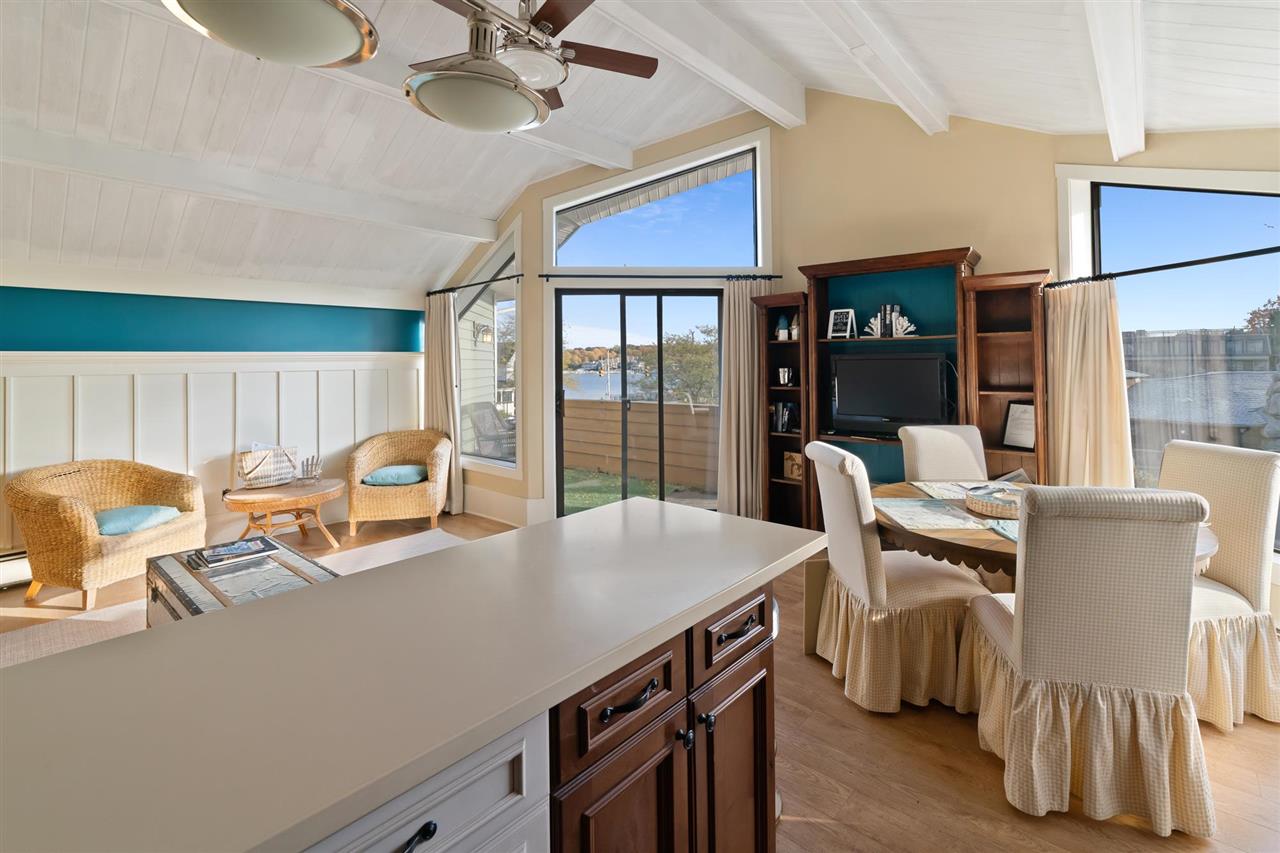 101 Michigan Avenue Unit: 200
