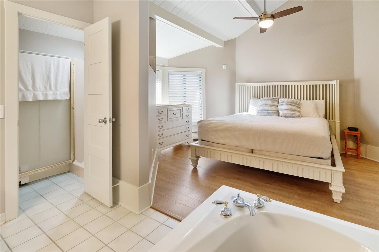 101 Michigan Avenue Unit: 200
