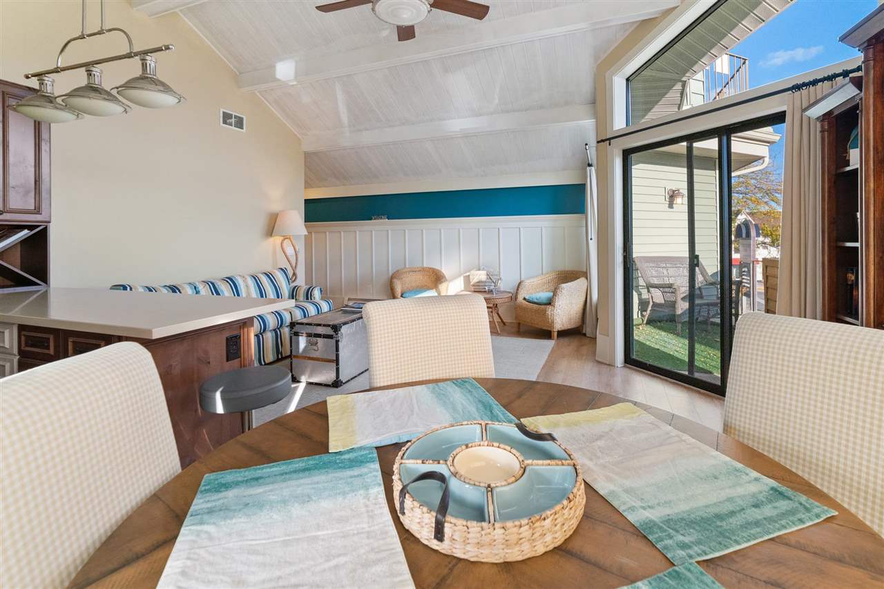 101 Michigan Avenue Unit: 200