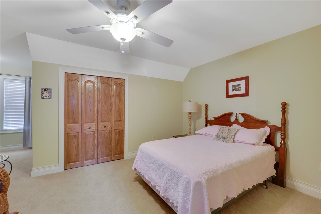 09001 Village Road