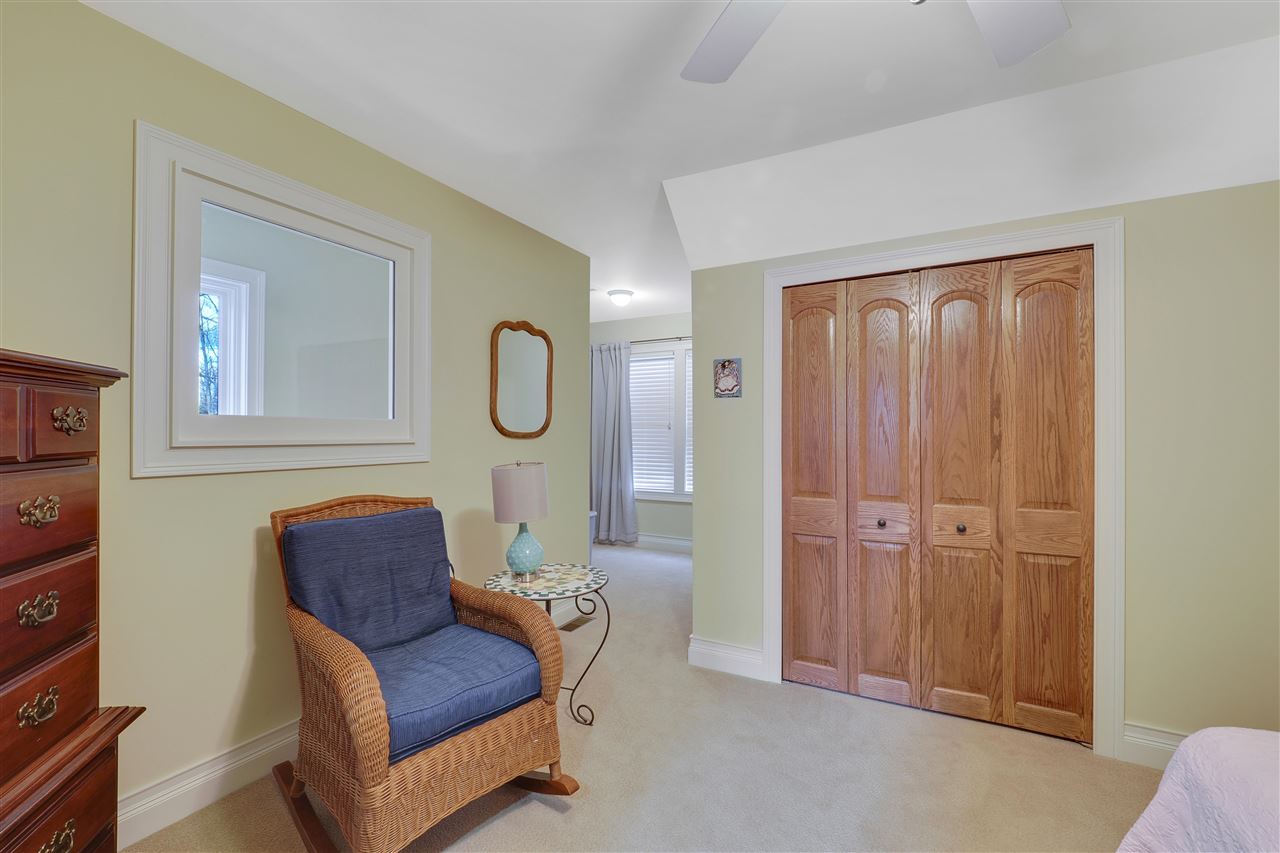 09001 Village Road