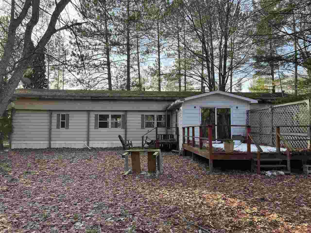 10964 N MACKINAW Highway