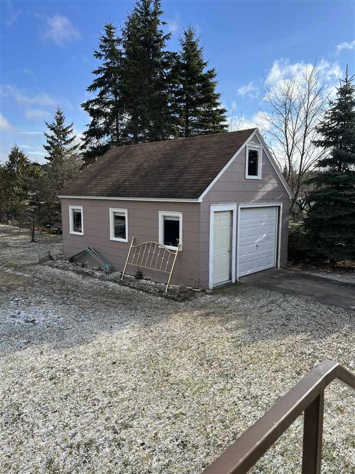 1499 TOWNLINE Road