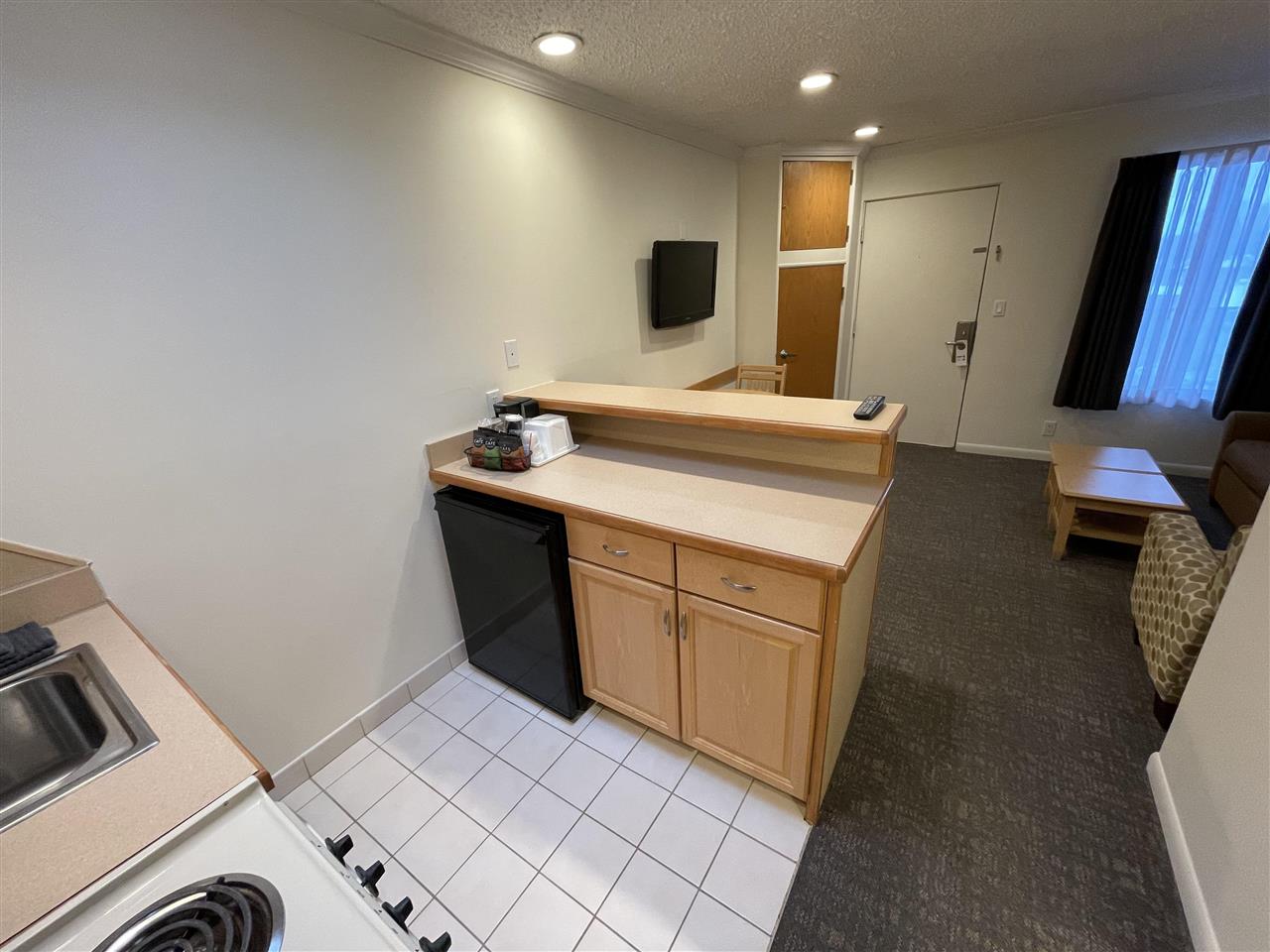 104 W Dixon #68 Avenue Unit: 68