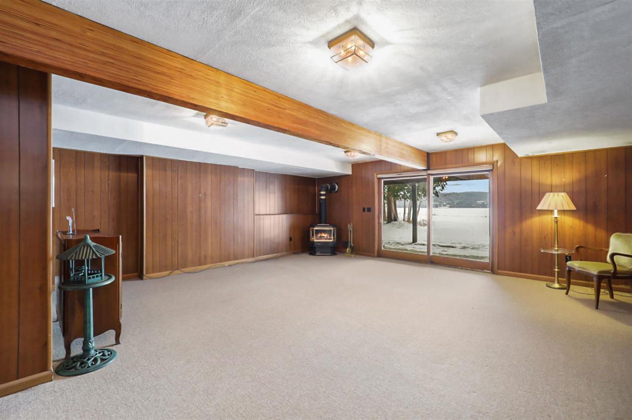 659 E Deer Lake