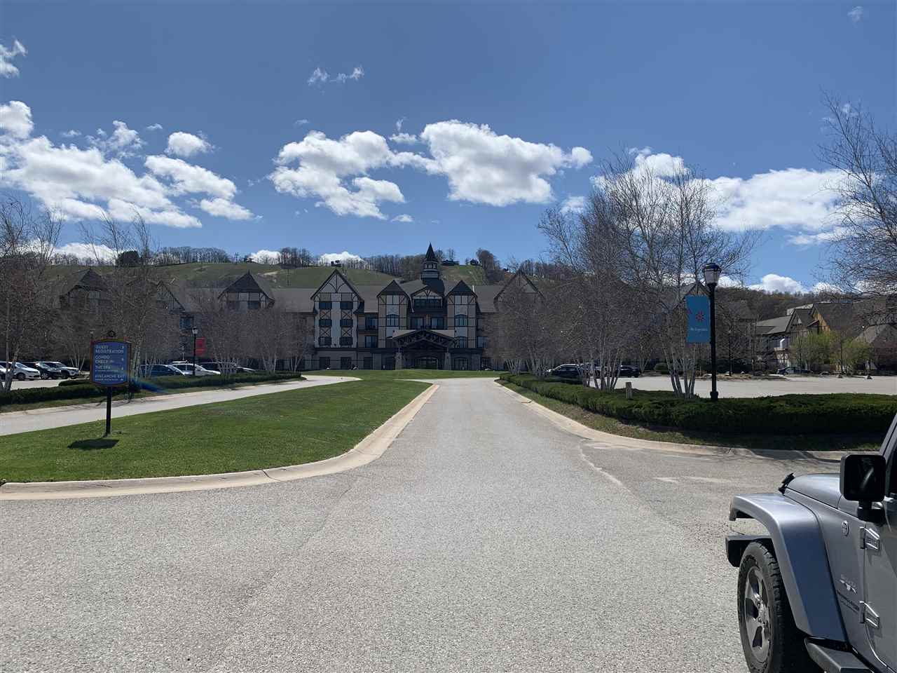 02780 Boyne Mountain Road Unit: Unit 129 Door 303