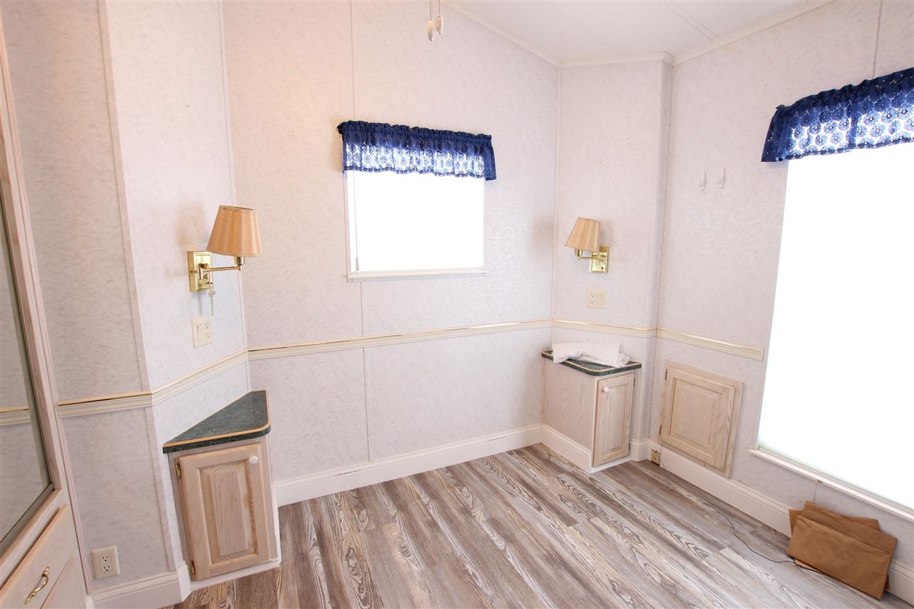 06685 M-66 Highway Unit: #171