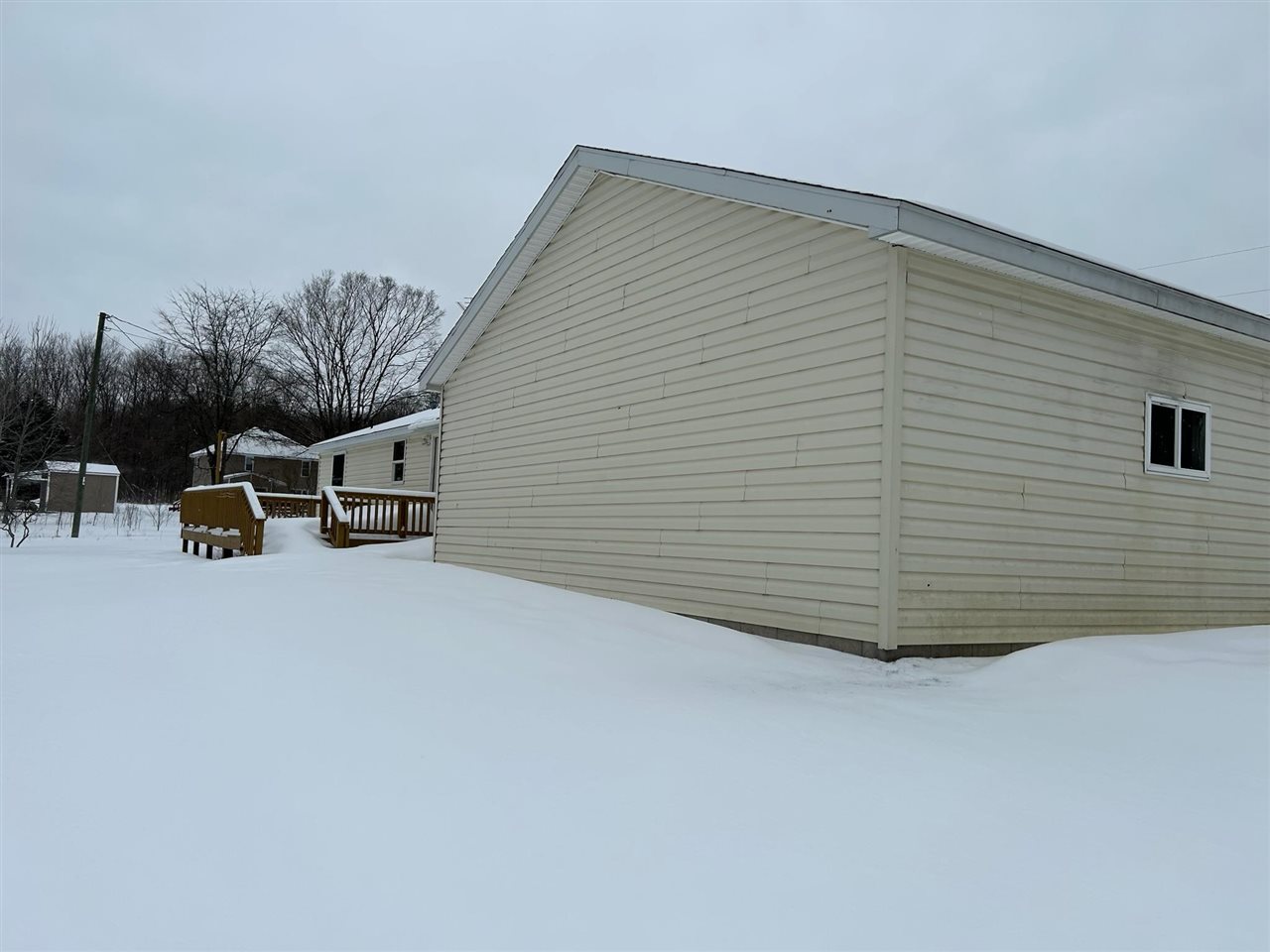 10075 N CAMP TEN Road