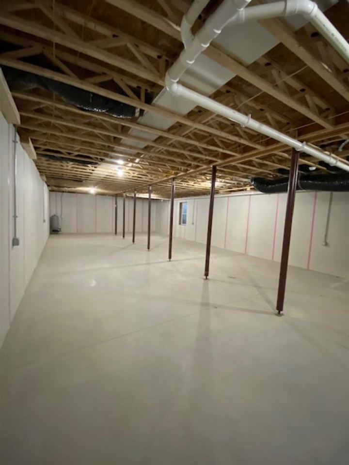 1028 Echo Ridge