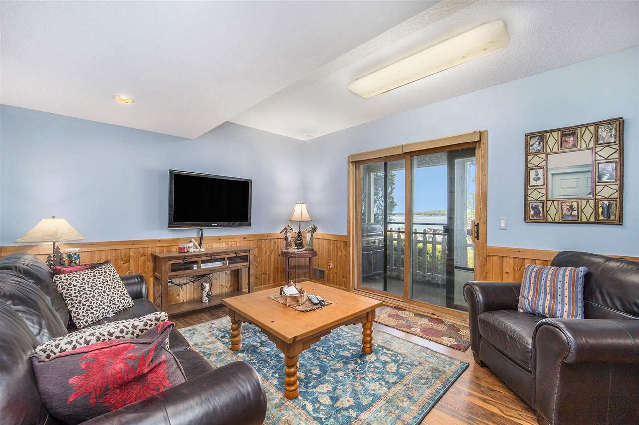 1209 Lakeshore Drive