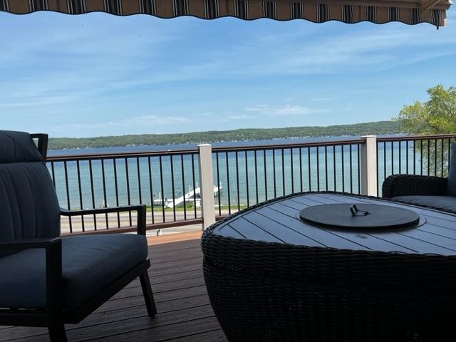 1209 Lakeshore Drive