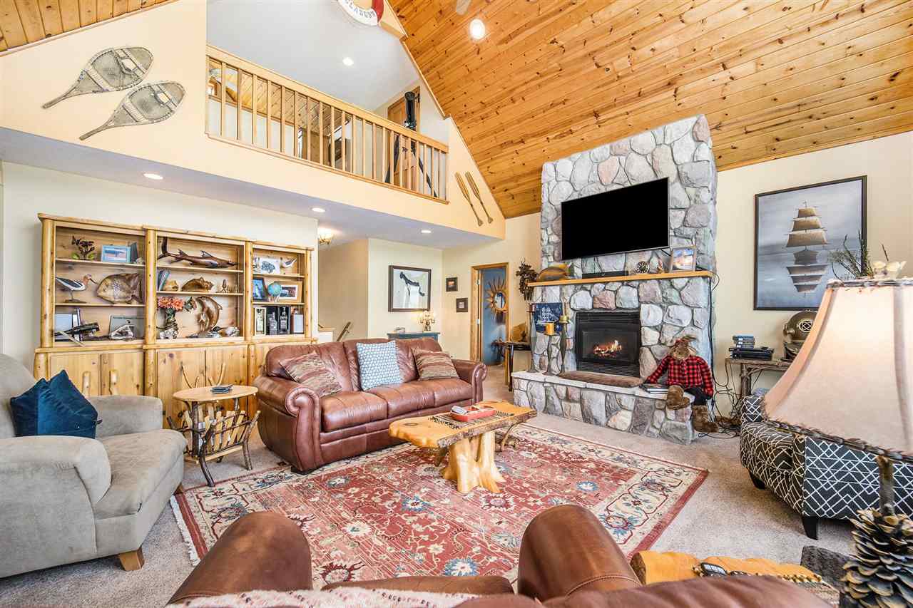 1209 Lakeshore Drive