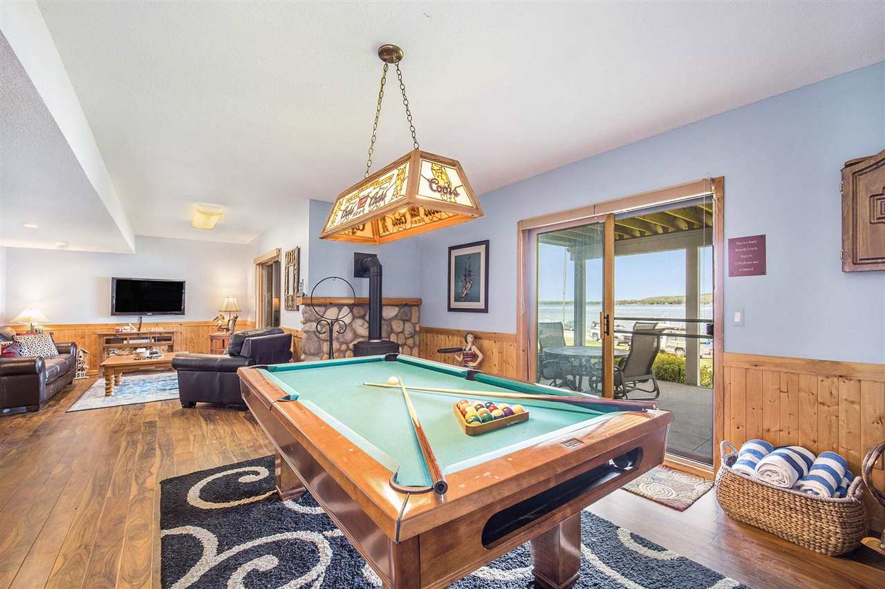 1209 Lakeshore Drive