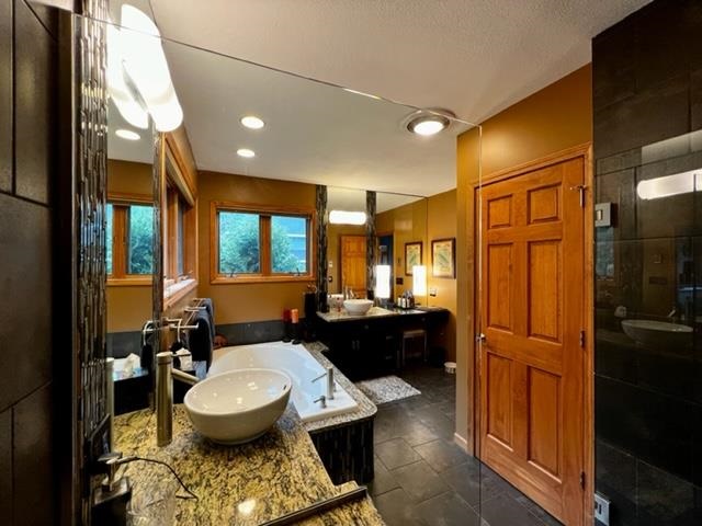 1209 Lakeshore Drive