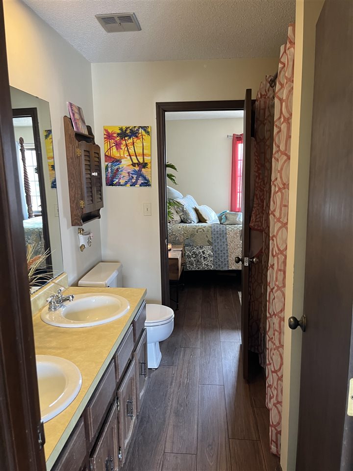 735 #9 Petoskey Avenue Unit: 9