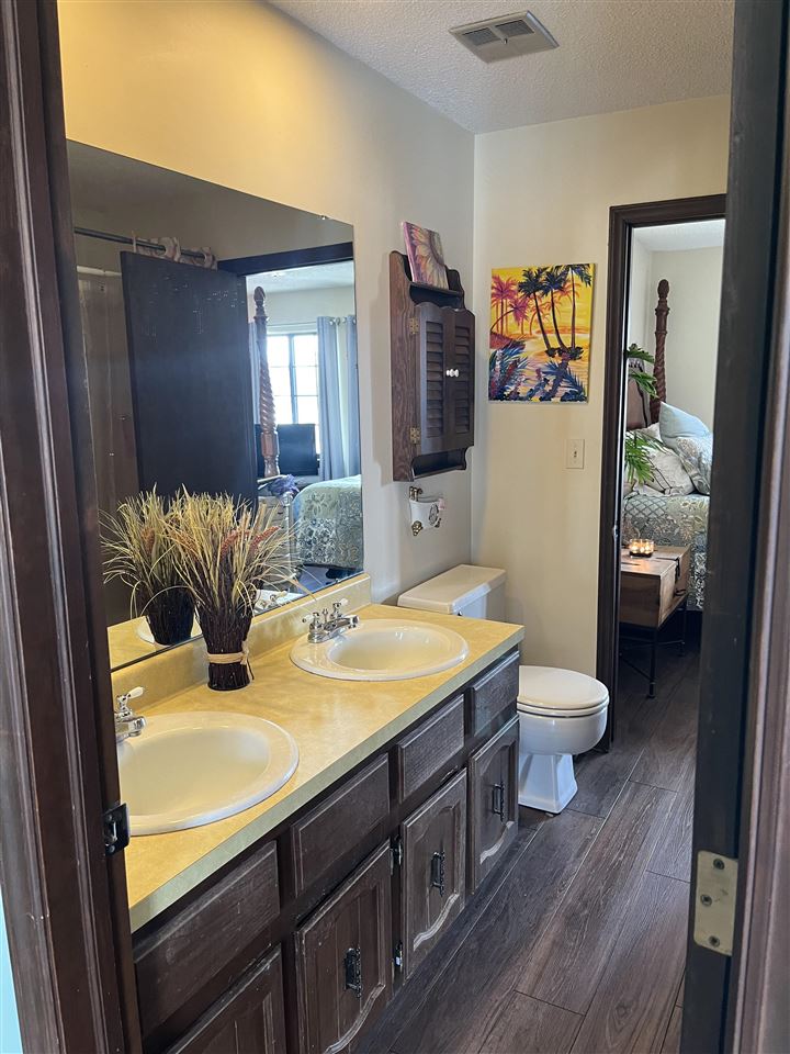 735 #9 Petoskey Avenue Unit: 9