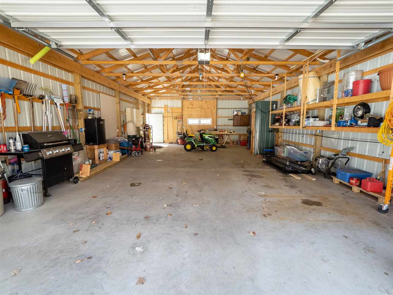 3827 Valley Road
