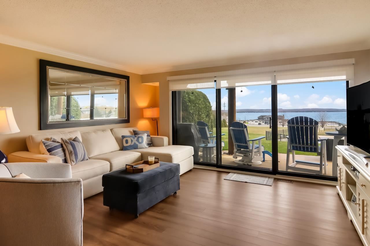 1018 Marina Bluff Drive
