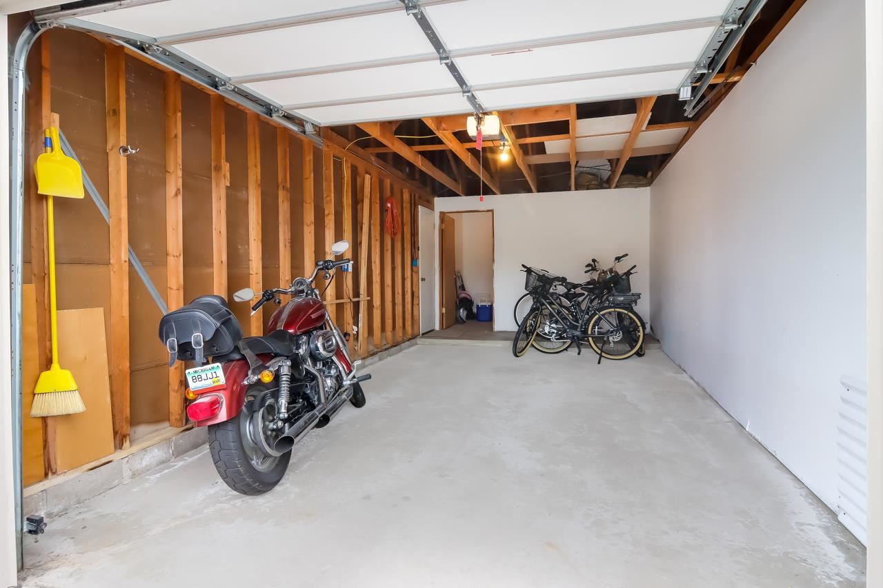 1018 Marina Bluff Drive