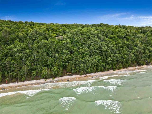 1790* S Lake Shore Drive