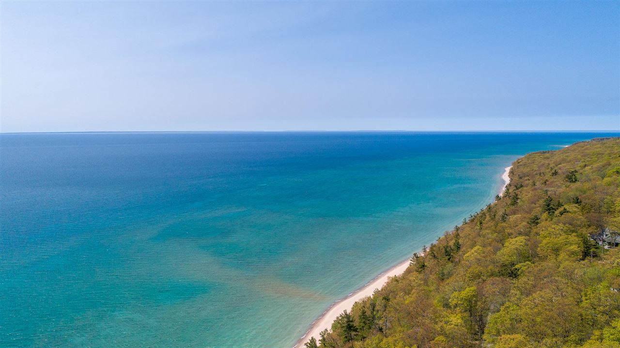 1790* S Lake Shore Drive