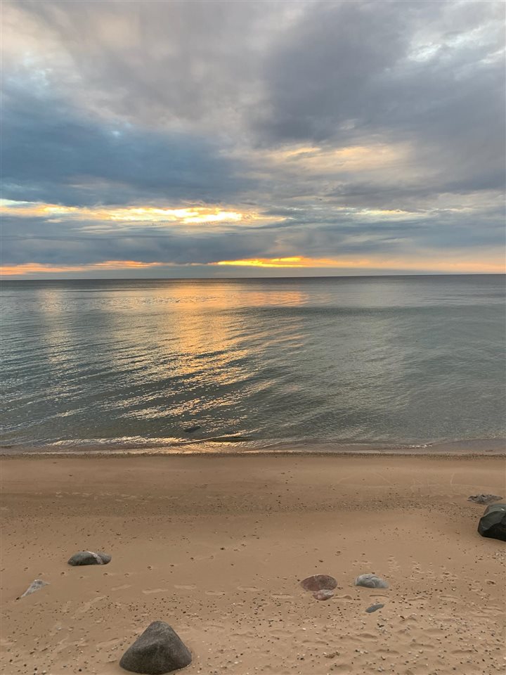1790* S Lake Shore Drive