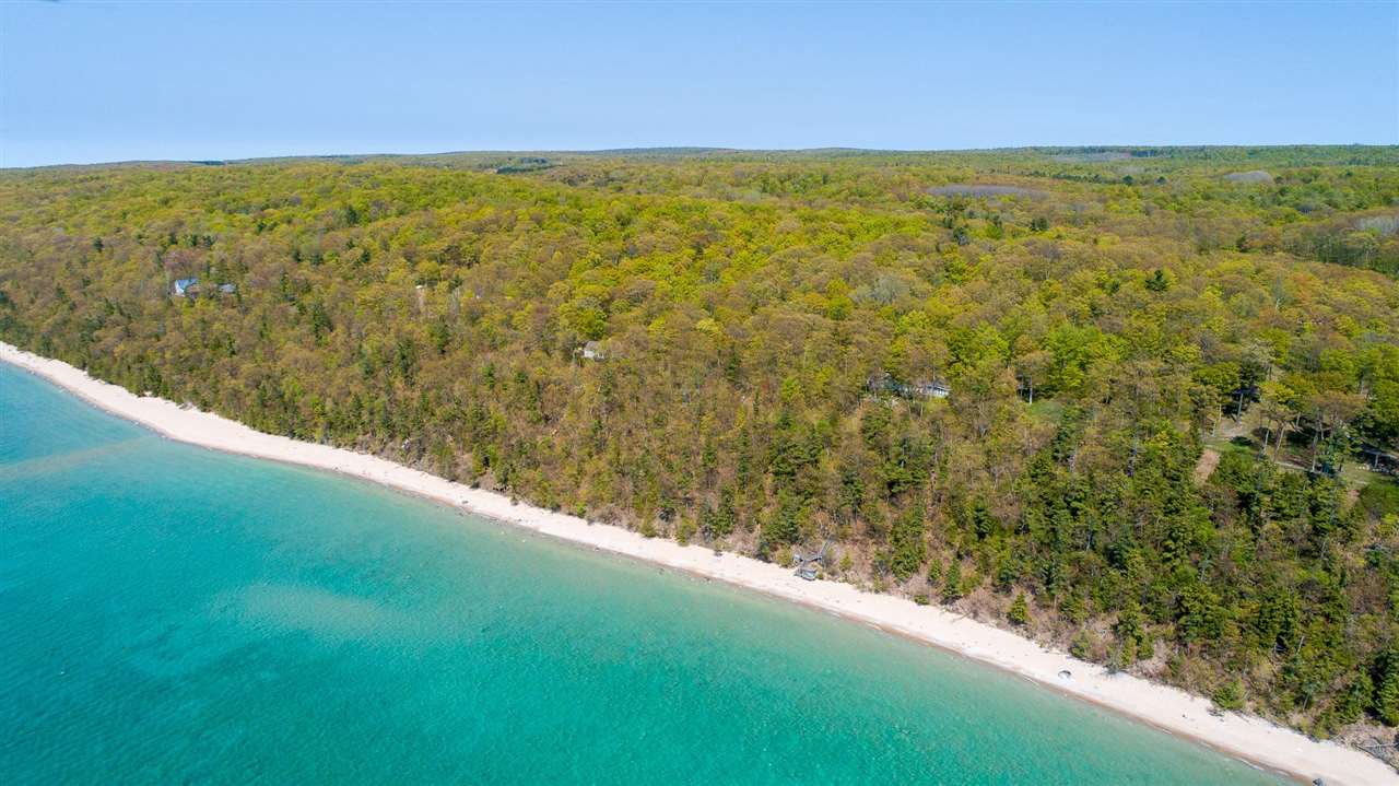 1790* S Lake Shore Drive