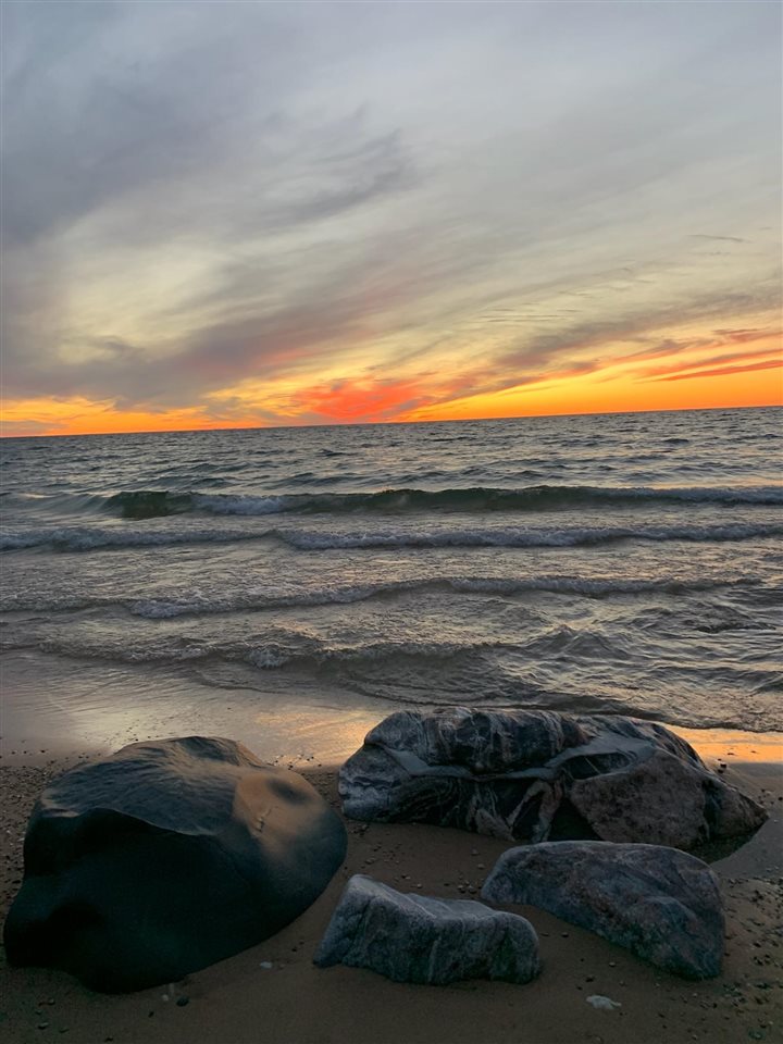 1790* S Lake Shore Drive