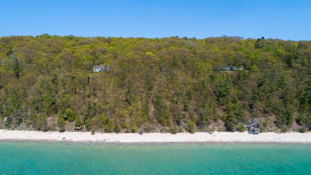1790* S Lake Shore Drive