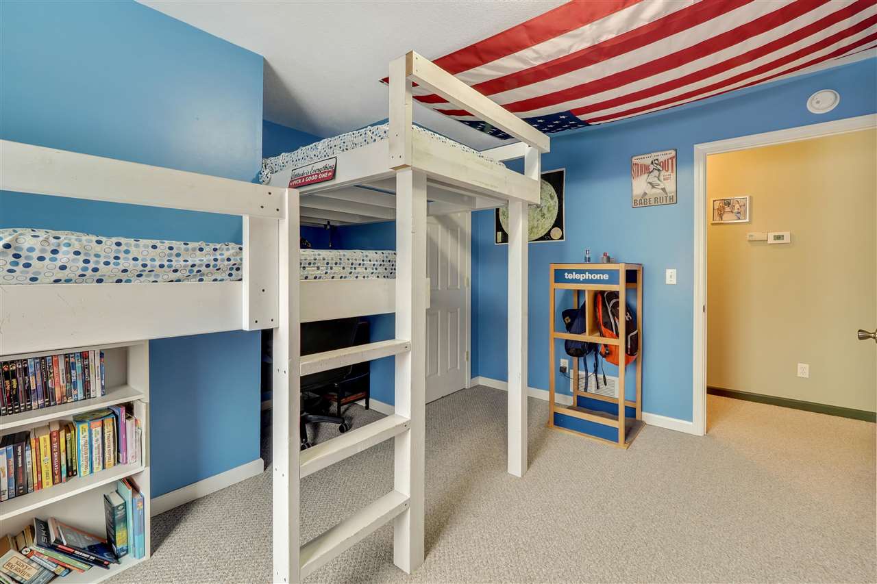 10498 Fallbrook Court