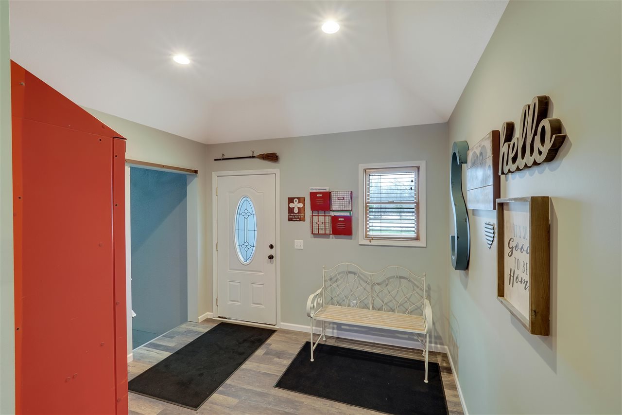 10498 Fallbrook Court