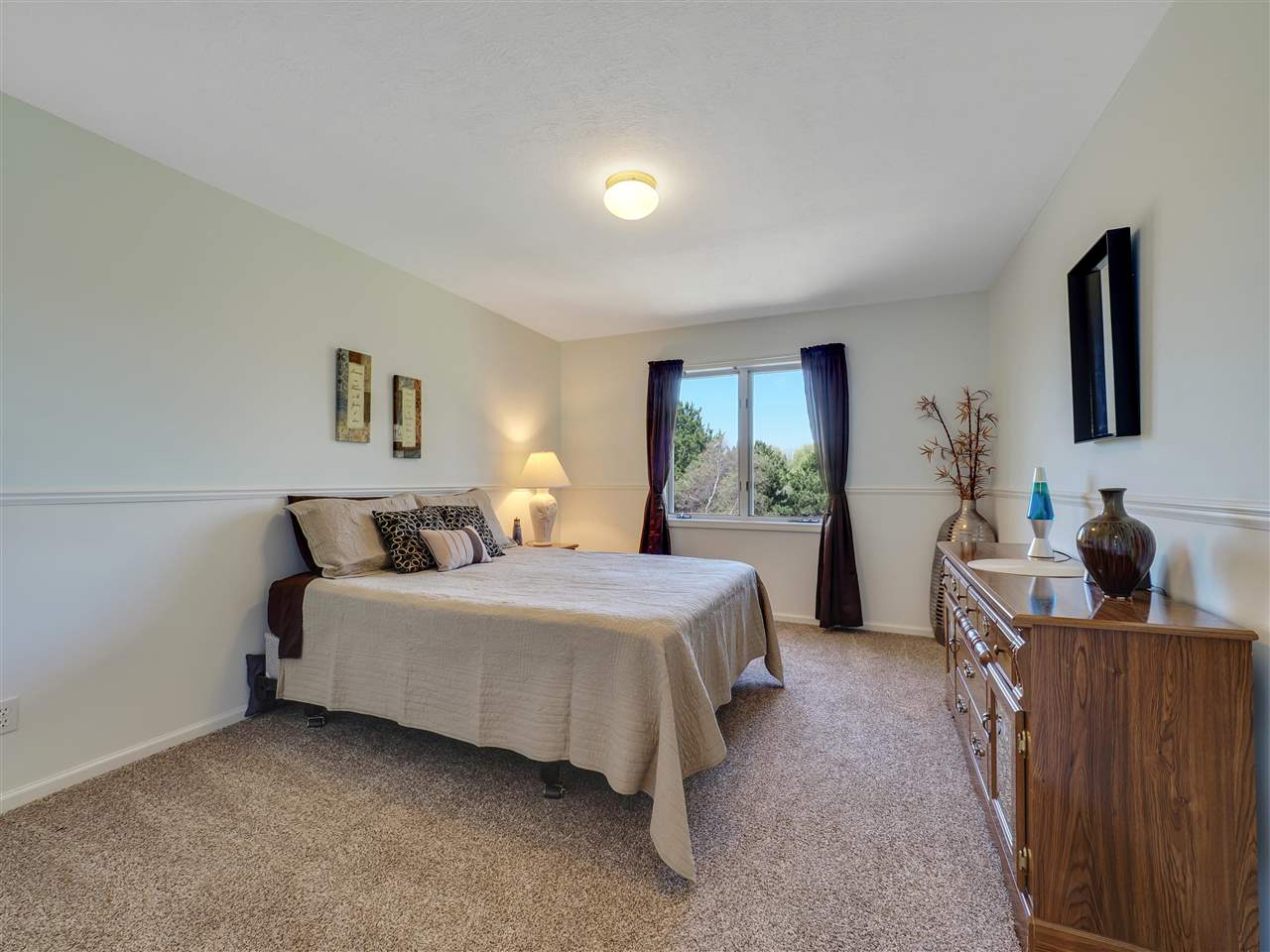 14847 Mallard Drive